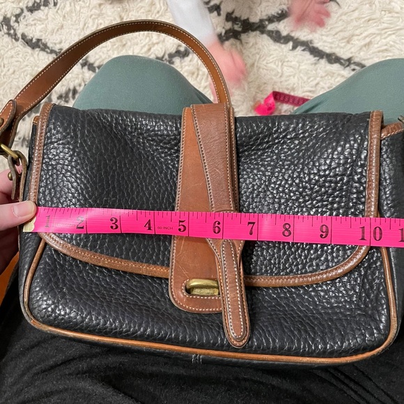 Vintage 90s Dooney & Bourke black crossbody purse - Picture 9 of 15